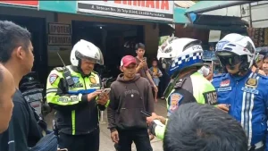 Aksi Heroik Indah Gagalkan Pencurian Sepeda Motor, Pelaku Sampai Jatuh Dengar Teriakan Kencang