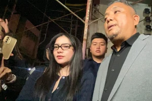 Artis Davina Karamoy Ikut Diperiksa dalam Kasus Dugaan Penipuan dan Penggelapan Dana Jemaah Umrah Hanina Travel